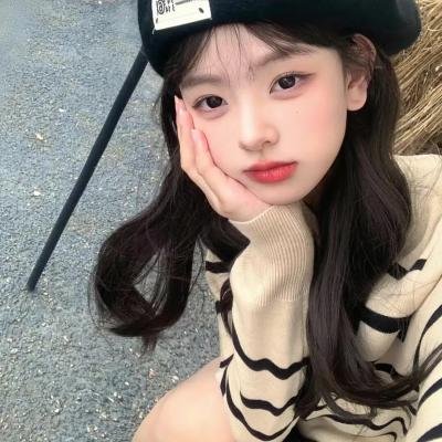正面全裸